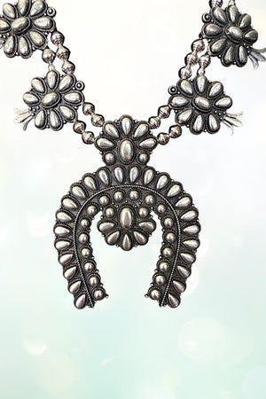 WESTERN BURNISHED SILVER SQUASH BLOSSOM STATEMENT NECKLACE EARRING SET