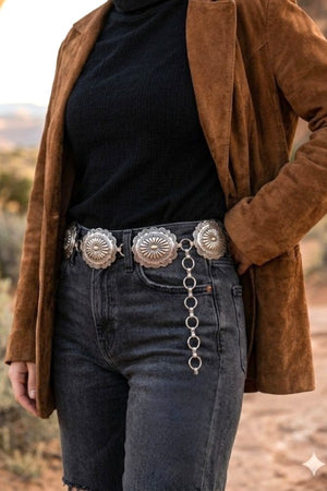 WESTERN ETCHED SILVER CONCHO CHAIN LINK METAL BELT
