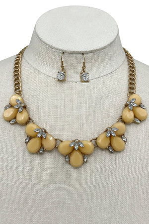 Semi Acrylic Floral Gem Necklace Set