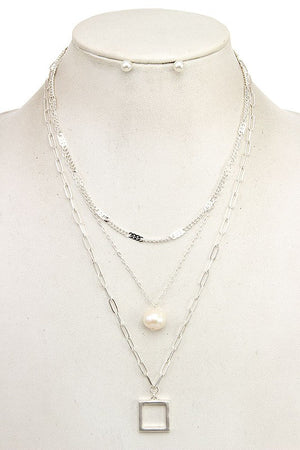 MULTI LAYERED PEARL SQUARE PENDANT NECKLACE SET