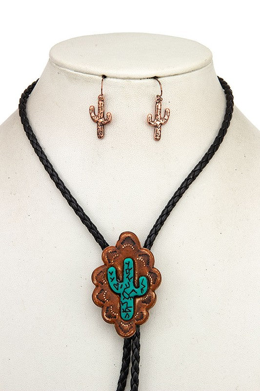 CACTUS ACCENT PENDANT BRAIDED CORD NECKLACE SET