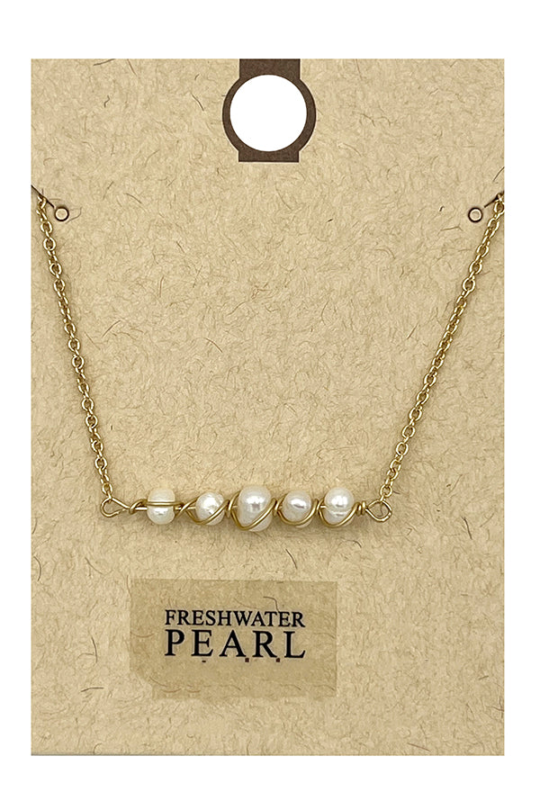 Aligned Freshwater Pearl Pendant Necklace