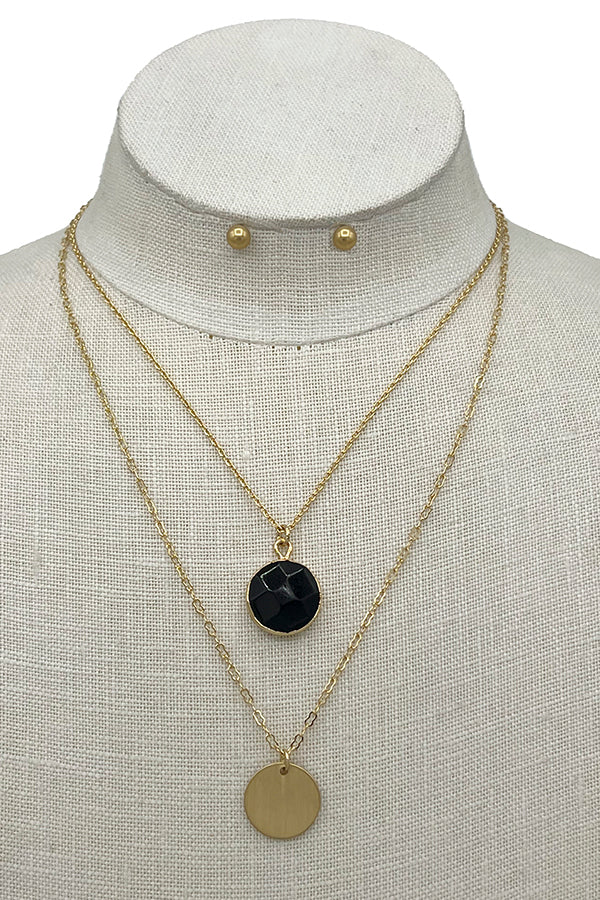 Layerd Round Pendant Necklace