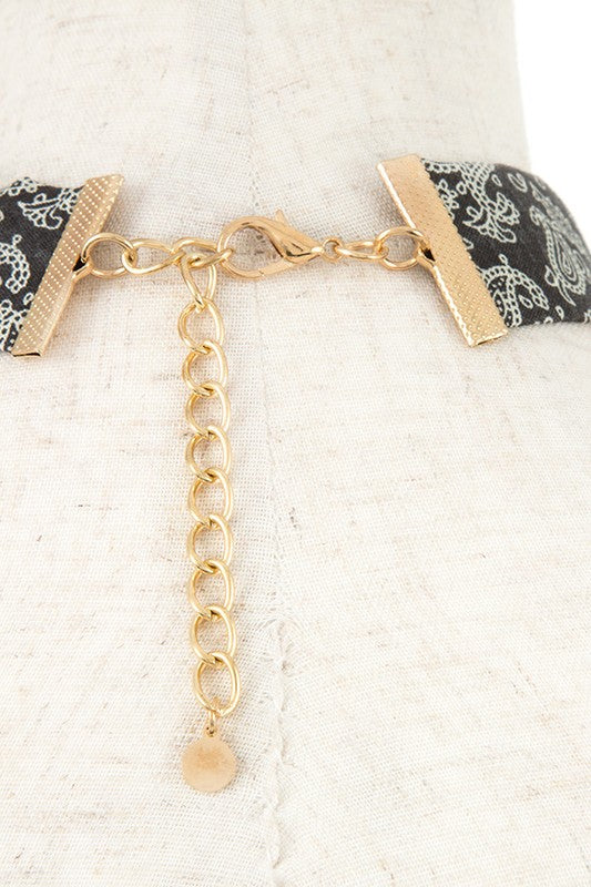 Paisley Print Choker Rhinestone Necklace Set