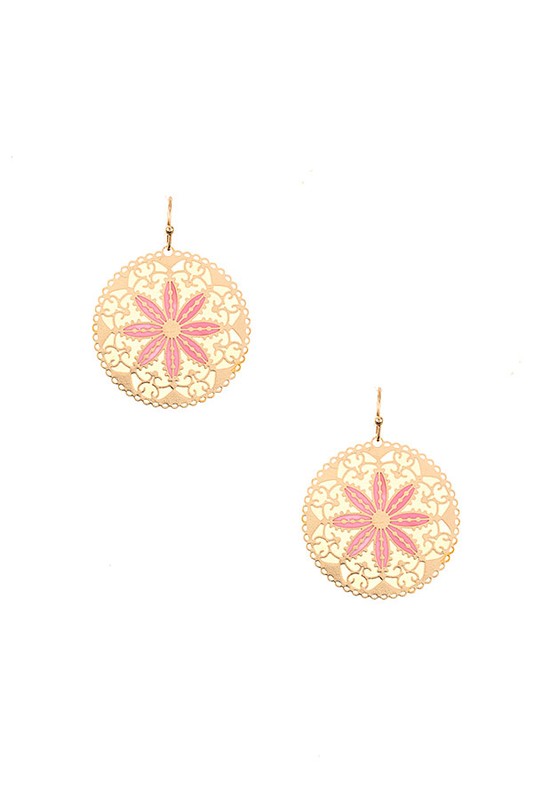 FLORAL DETAILED ROUND DANGLE EARRING
