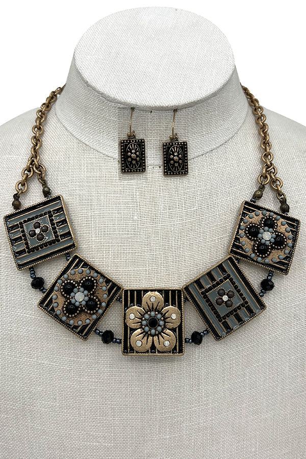 Square Floral Link Accent Necklace Set